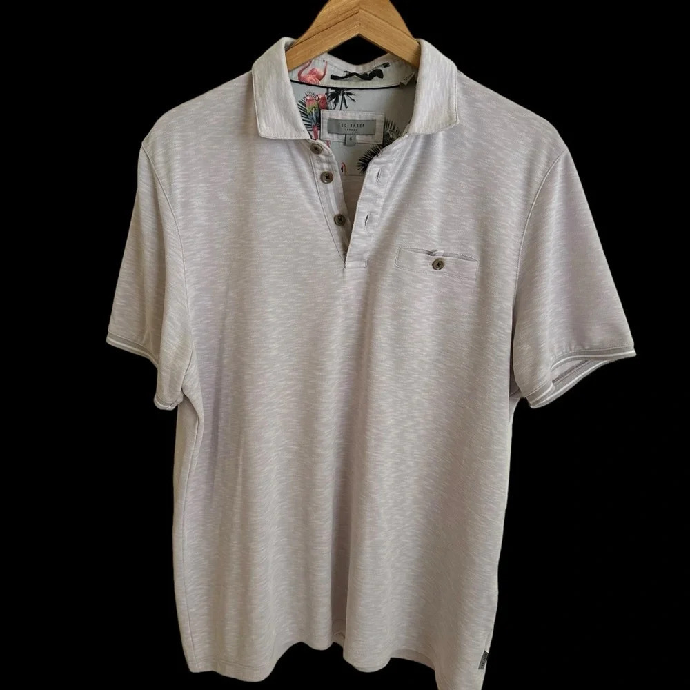 Ted Baker London Mens size 5 Light Lavender Purple Polo Shirt Short Sleeve‎